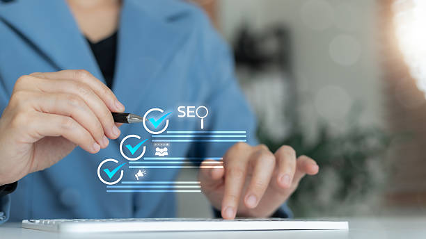 Aprenda a usar o internal linking para distribuir autoridade e melhorar o SEO no seu blog, aumentando sua relevância.